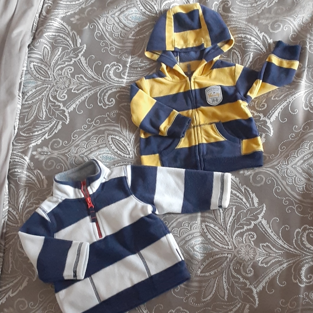 Carter's sweatshirts for 6 months old boy